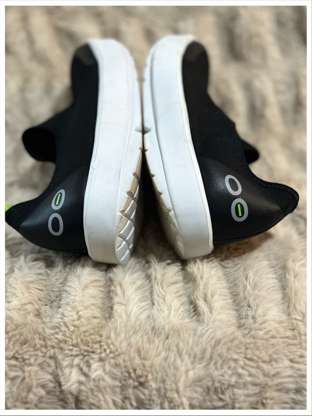 OOFOS OOmg Sport Slip-On Sneakers ~ Size 9.5 ~ Item #SN602 - Picture 5 of 8
